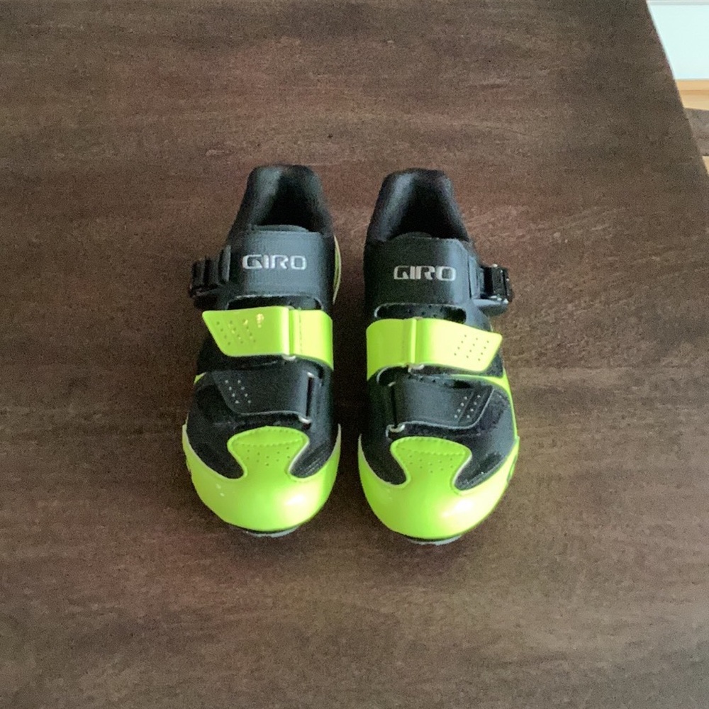 Giro Solara ll Cycling Shoe Size 6.5M (fits like a 6)